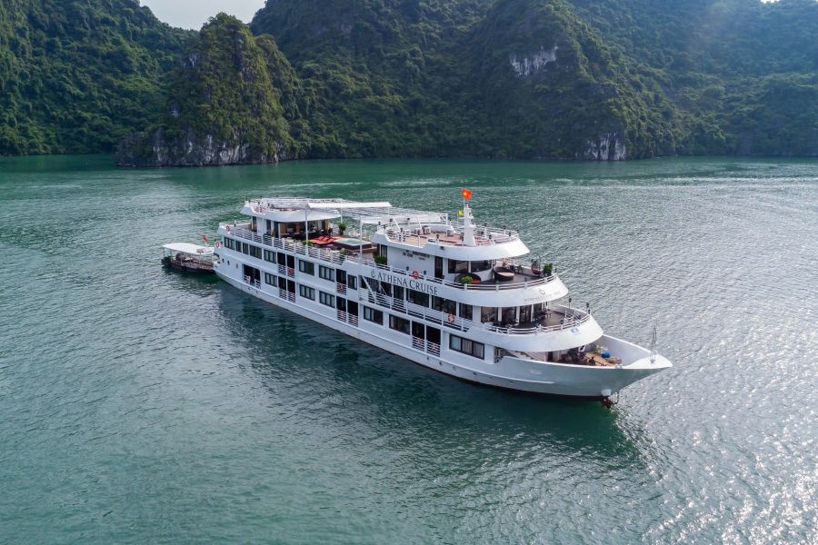 《12月30日出発限定》 ☆★2025-2026年越しクルーズ☆★豪華客船アテナ号で迎える特別な年越し＆ハノイフリープラン 4日間｜ベトジェットエア利用＊受託手荷物15KG付き